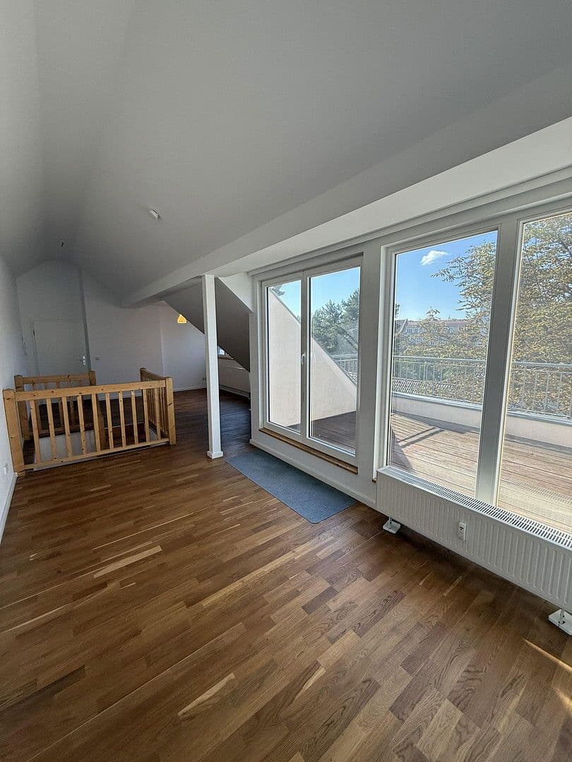 Pronájem bytu 5+1 150 m², Schubart Str. 57, Berlin, Berlín Pronájem bytu 5+1 150 m², Schubart Str. 57, Berlin, Berlín