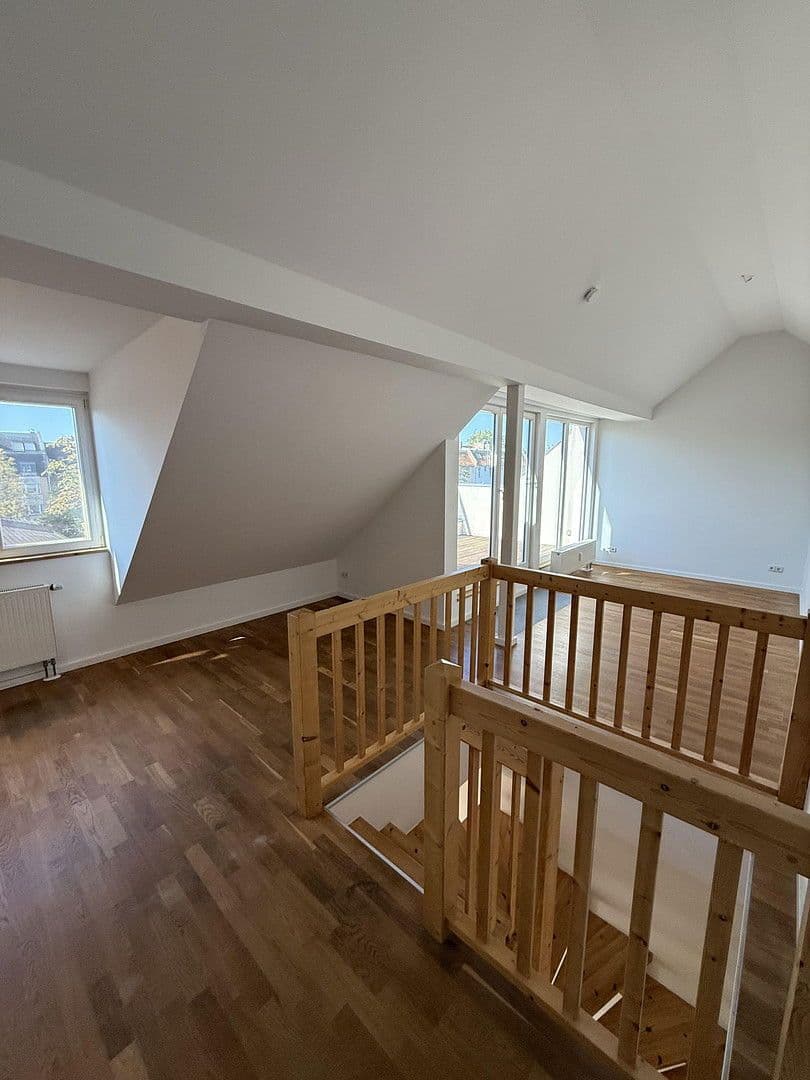 Pronájem bytu 5+1 150 m², Schubart Str. 57, Berlin, Berlín Pronájem bytu 5+1 150 m², Schubart Str. 57, Berlin, Berlín