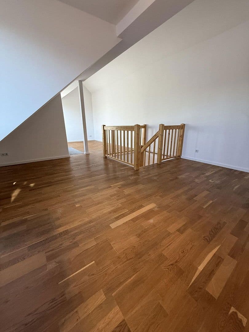 Pronájem bytu 5+1 150 m², Schubart Str. 57, Berlin, Berlín Pronájem bytu 5+1 150 m², Schubart Str. 57, Berlin, Berlín