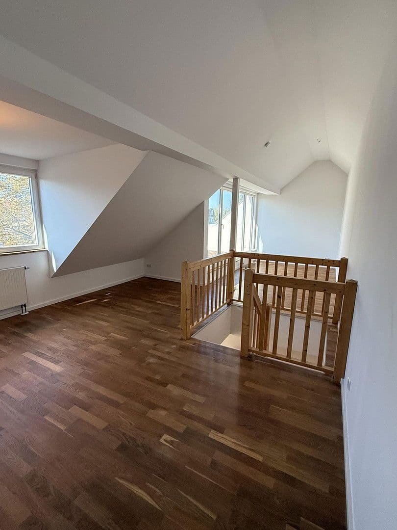 Pronájem bytu 5+1 150 m², Schubart Str. 57, Berlin, Berlín Pronájem bytu 5+1 150 m², Schubart Str. 57, Berlin, Berlín