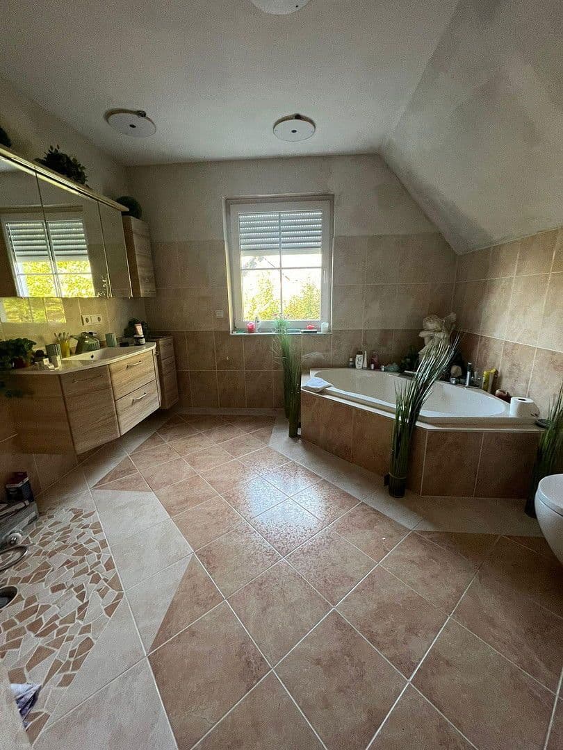 Prodej domu 170 m², pozemek 500 m², Burgdorf, Dolní Sasko Prodej domu 170 m², pozemek 500 m², Burgdorf, Dolní Sasko