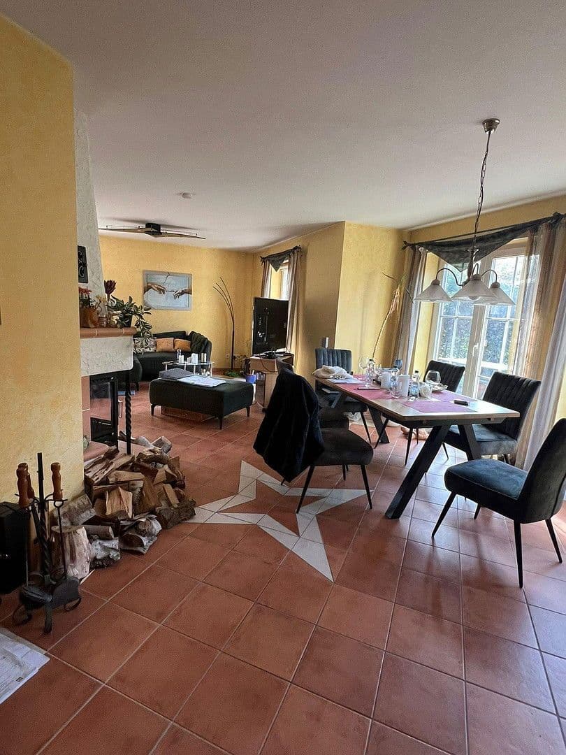 Prodej domu 170 m², pozemek 500 m², Burgdorf, Dolní Sasko Prodej domu 170 m², pozemek 500 m², Burgdorf, Dolní Sasko