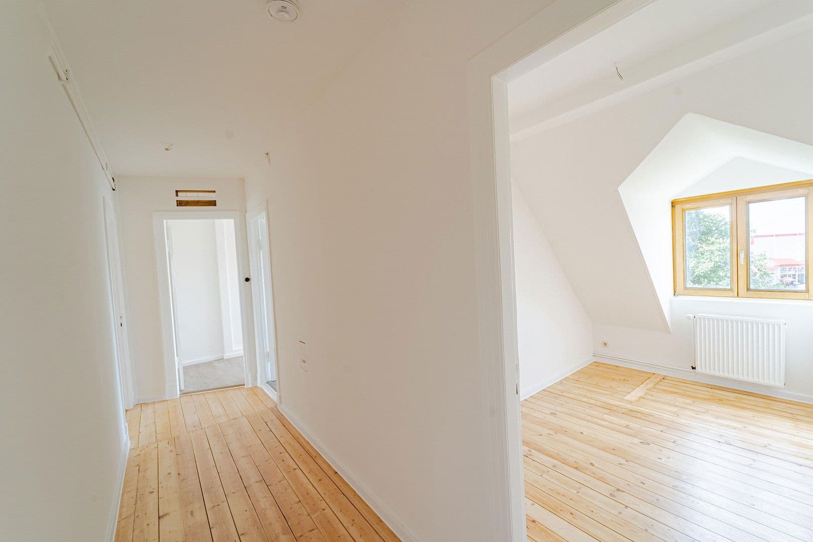 Prodej bytu 3+kk 110 m², Schwartauer Allee 121a, Lübeck, Šlesvicko-Holštýnsko Prodej bytu 3+kk 110 m², Schwartauer Allee 121a, Lübeck, Šlesvicko-Holštýnsko