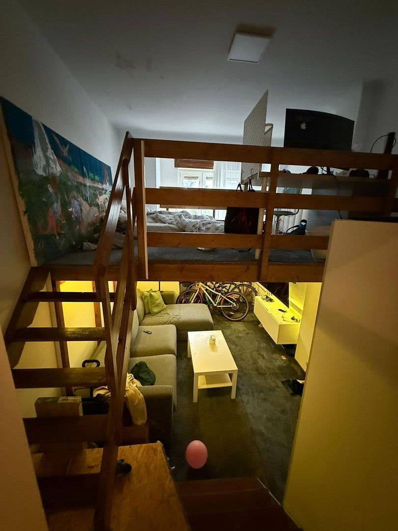 Prodej bytu 4+1 109 m², Berlin, Berlín Prodej bytu 4+1 109 m², Berlin, Berlín