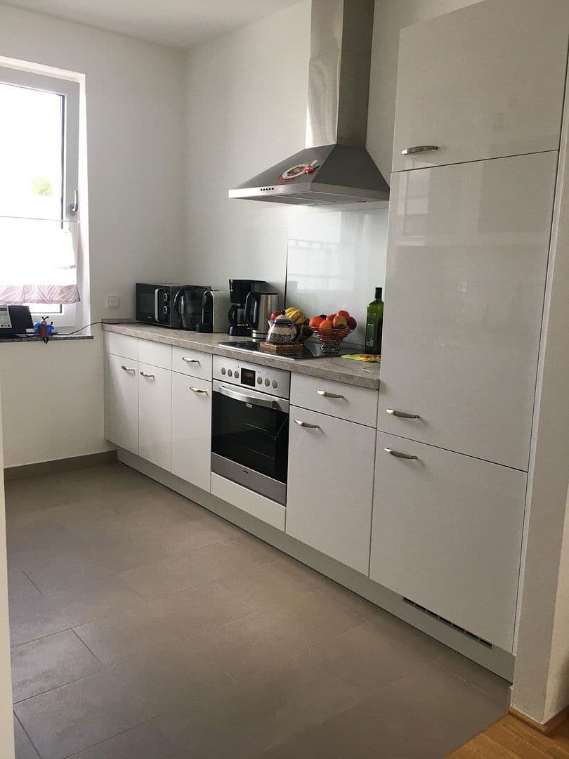 Pronájem bytu 3+1 98 m², Welschstr, Wiesbaden, Hessen Pronájem bytu 3+1 98 m², Welschstr, Wiesbaden, Hessen