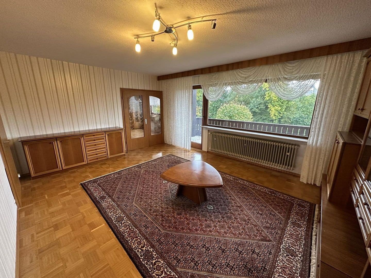 Prodej domu 170 m², pozemek 566 m², Obersulm, Bádensko-Württembersko Prodej domu 170 m², pozemek 566 m², Obersulm, Bádensko-Württembersko