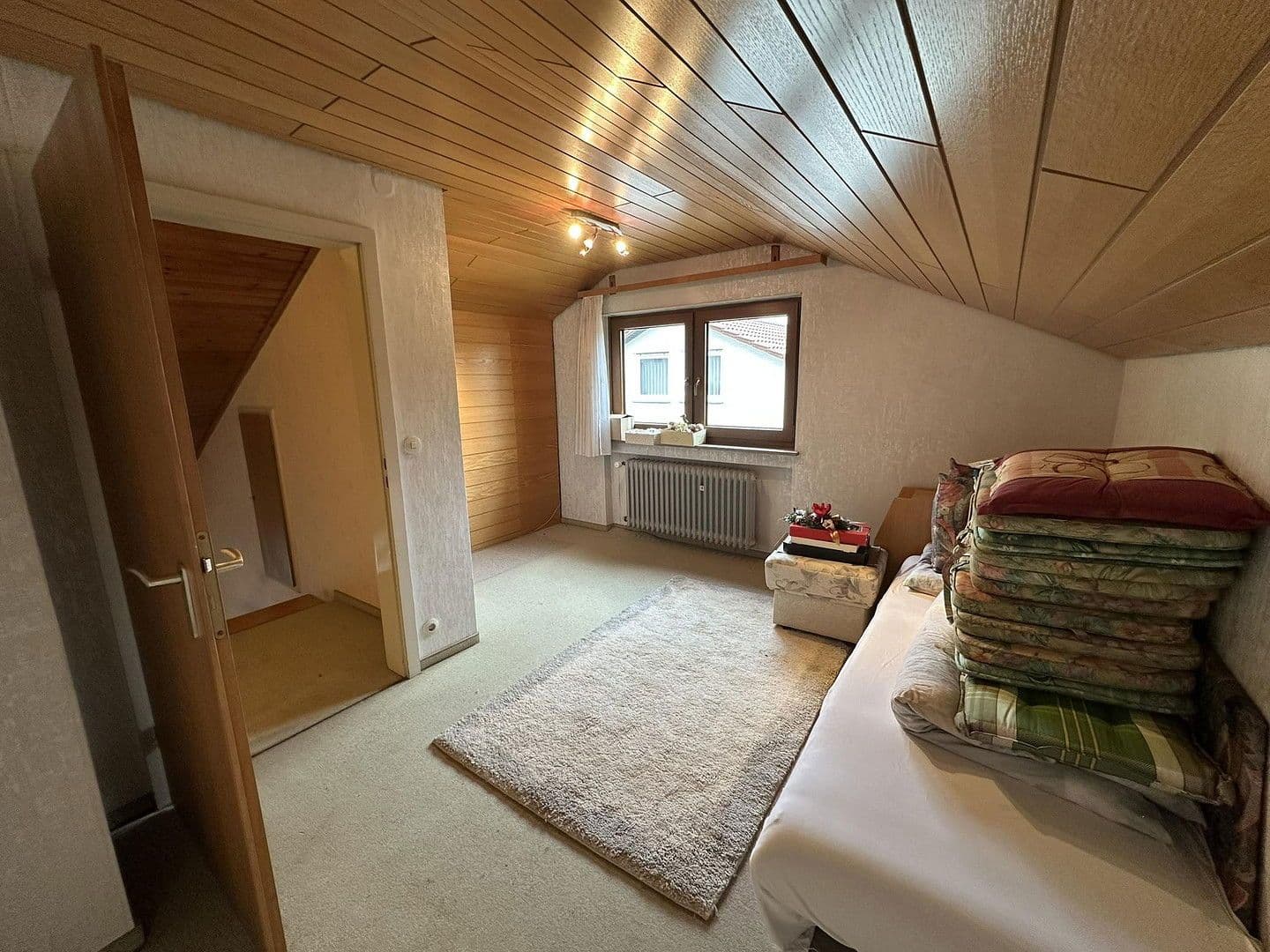 Prodej domu 170 m², pozemek 566 m², Obersulm, Bádensko-Württembersko Prodej domu 170 m², pozemek 566 m², Obersulm, Bádensko-Württembersko