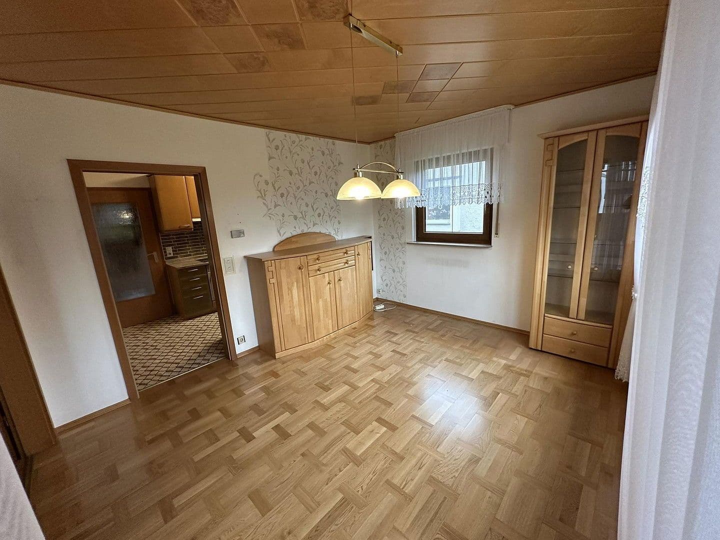 Prodej domu 170 m², pozemek 566 m², Obersulm, Bádensko-Württembersko Prodej domu 170 m², pozemek 566 m², Obersulm, Bádensko-Württembersko
