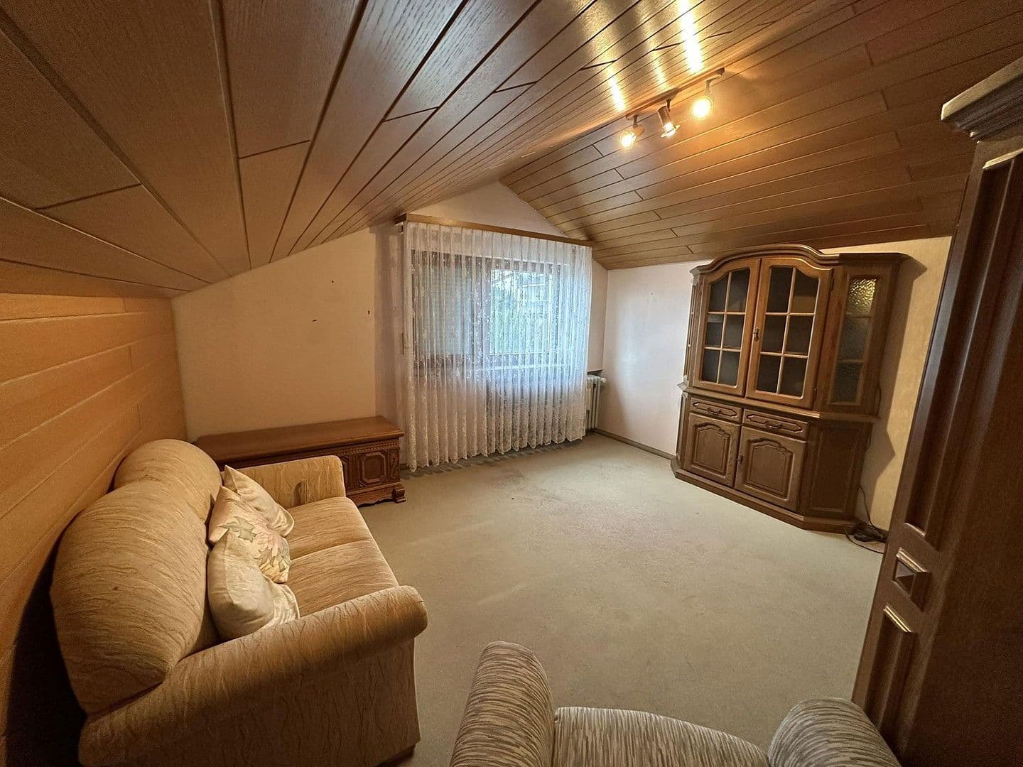 Prodej domu 170 m², pozemek 566 m², Obersulm, Bádensko-Württembersko Prodej domu 170 m², pozemek 566 m², Obersulm, Bádensko-Württembersko