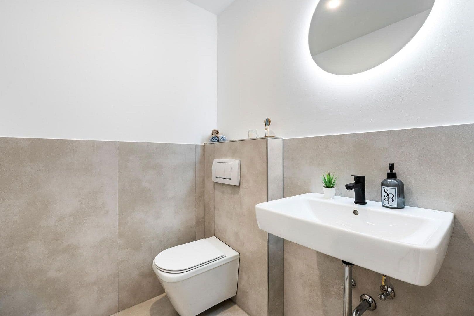 Prodej bytu 3+1 94 m², Hamburg, Hamburg Prodej bytu 3+1 94 m², Hamburg, Hamburg