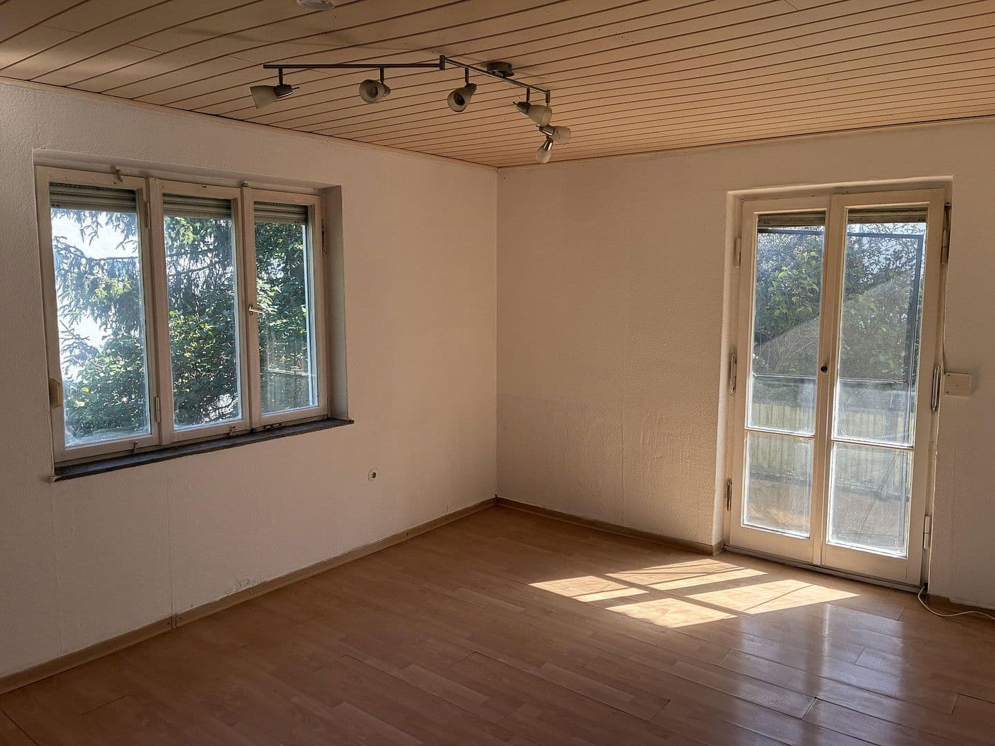 Pronájem bytu 3+1 73 m², Filderstadt, Bádensko-Württembersko Pronájem bytu 3+1 73 m², Filderstadt, Bádensko-Württembersko
