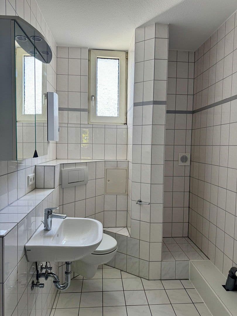 Pronájem bytu 4+1 138 m², Mannheim, Bádensko-Württembersko Pronájem bytu 4+1 138 m², Mannheim, Bádensko-Württembersko