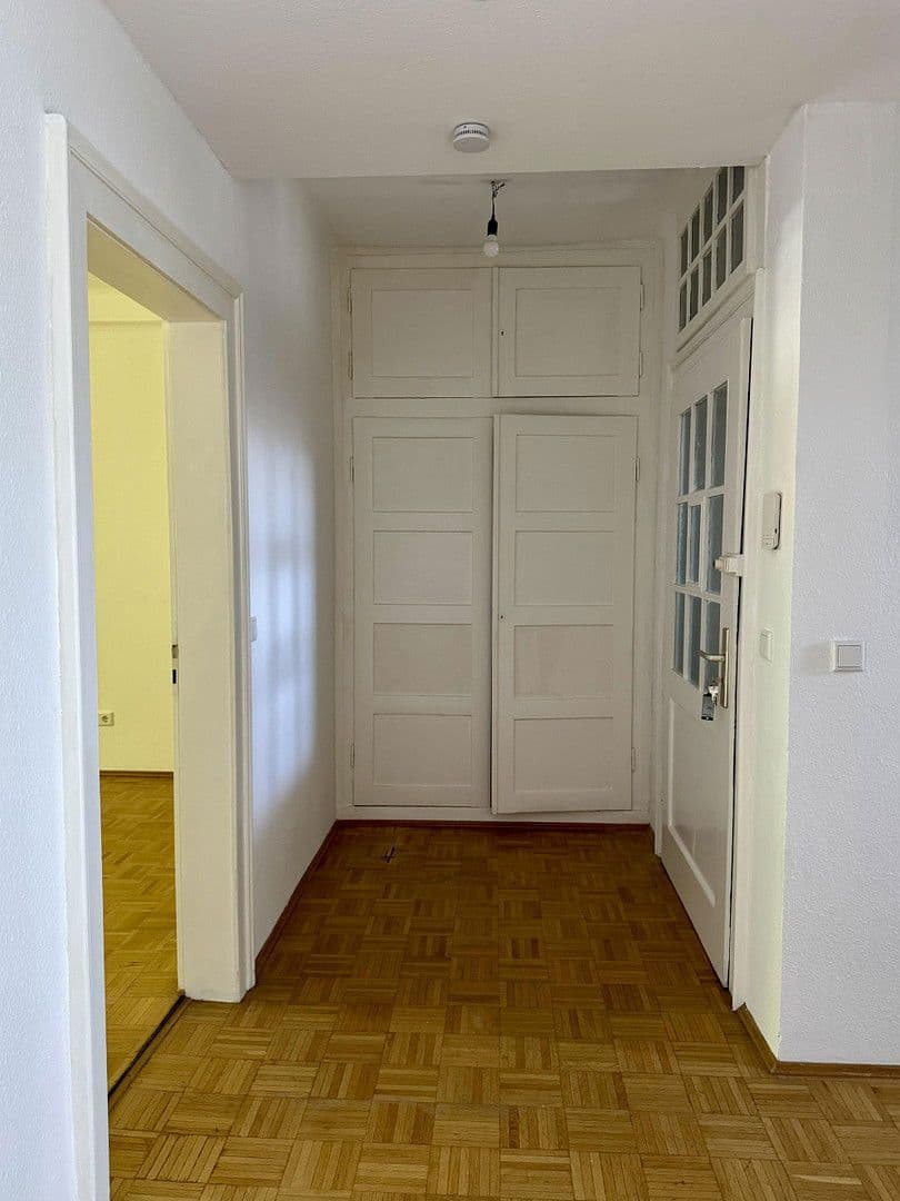 Pronájem bytu 4+1 138 m², Mannheim, Bádensko-Württembersko Pronájem bytu 4+1 138 m², Mannheim, Bádensko-Württembersko