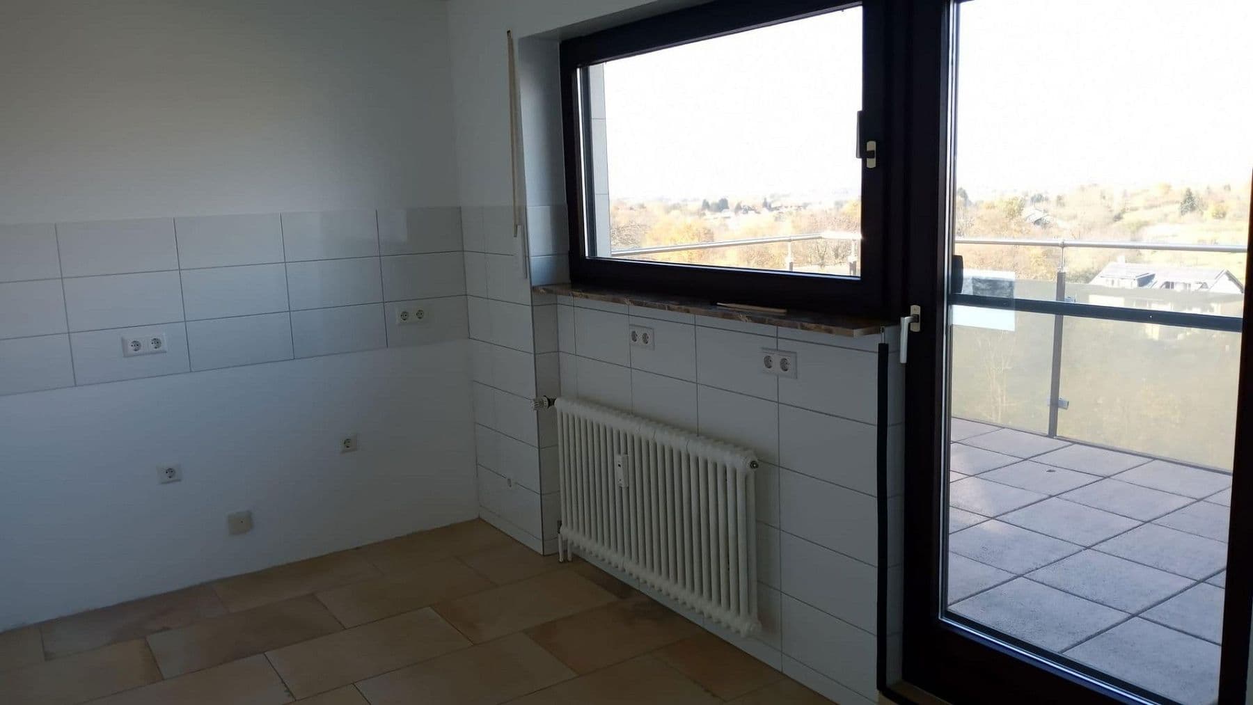 Pronájem bytu 4+1 133 m², Baden-Baden, Bádensko-Württembersko Pronájem bytu 4+1 133 m², Baden-Baden, Bádensko-Württembersko