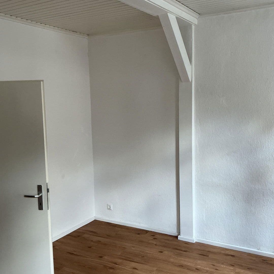 Pronájem bytu 1+1 55 m², Stadelstraße 1, Suhl, Durynsko Pronájem bytu 1+1 55 m², Stadelstraße 1, Suhl, Durynsko
