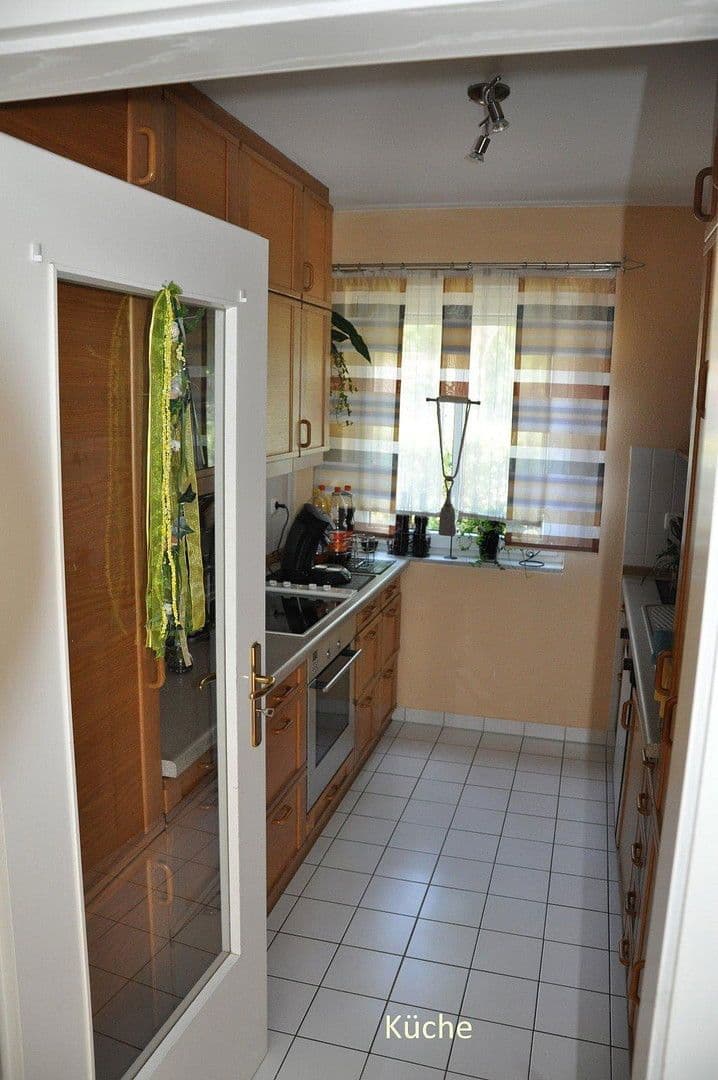 Pronájem domu 146 m², pozemek 200 m², Rothlindenstr. 17a, Schwandorf, Bavorsko Pronájem domu 146 m², pozemek 200 m², Rothlindenstr. 17a, Schwandorf, Bavorsko