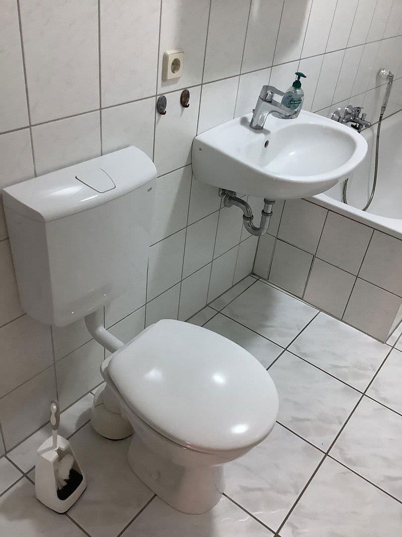 Pronájem bytu 2+1 90 m², Steinweg 79, Mühlhausen/Thüringen, Durynsko Pronájem bytu 2+1 90 m², Steinweg 79, Mühlhausen/Thüringen, Durynsko