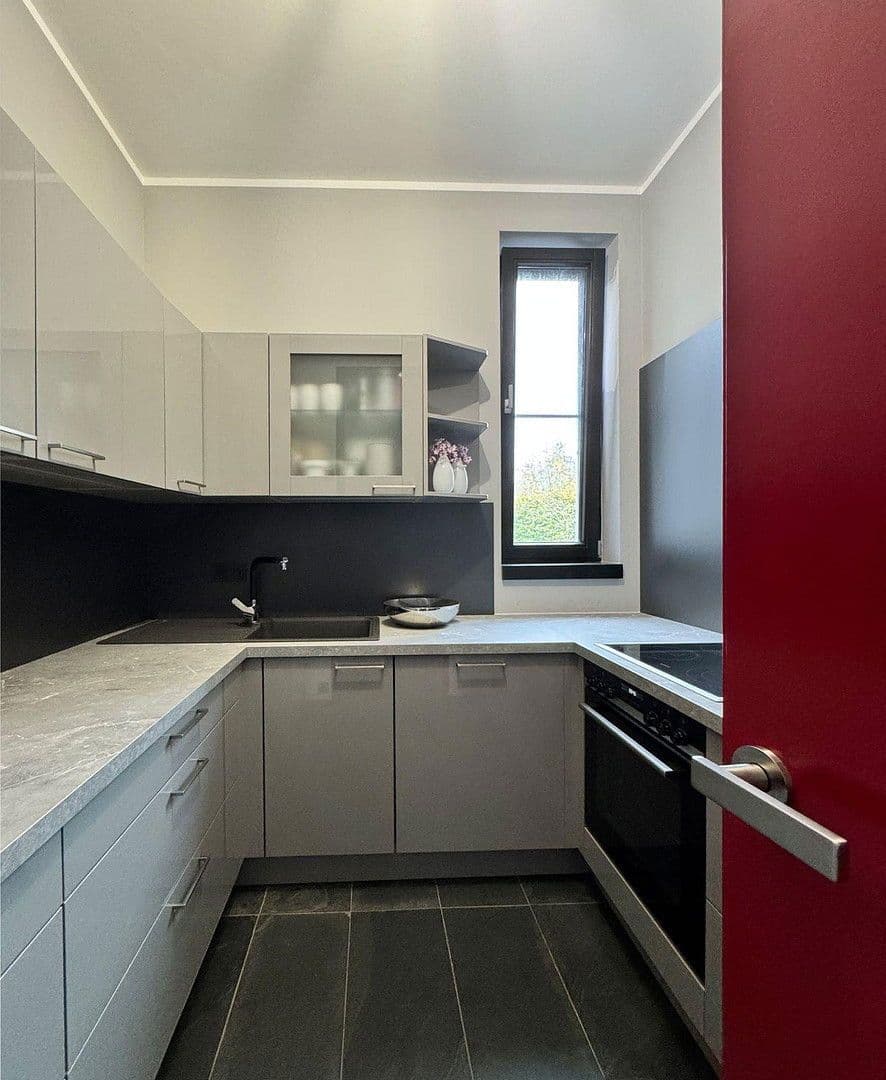 Prodej domu 362 m², pozemek 1.325 m², Muenster, Severní Porýní-Vestfálsko Prodej domu 362 m², pozemek 1.325 m², Muenster, Severní Porýní-Vestfálsko