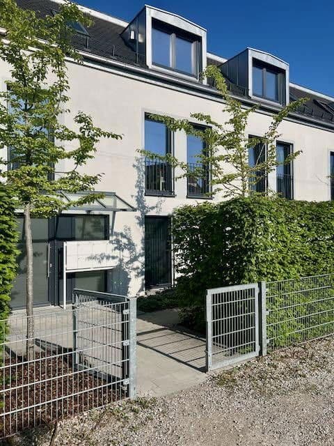 Prodej bytu 4+1 123 m², München, Bavorsko Prodej bytu 4+1 123 m², München, Bavorsko