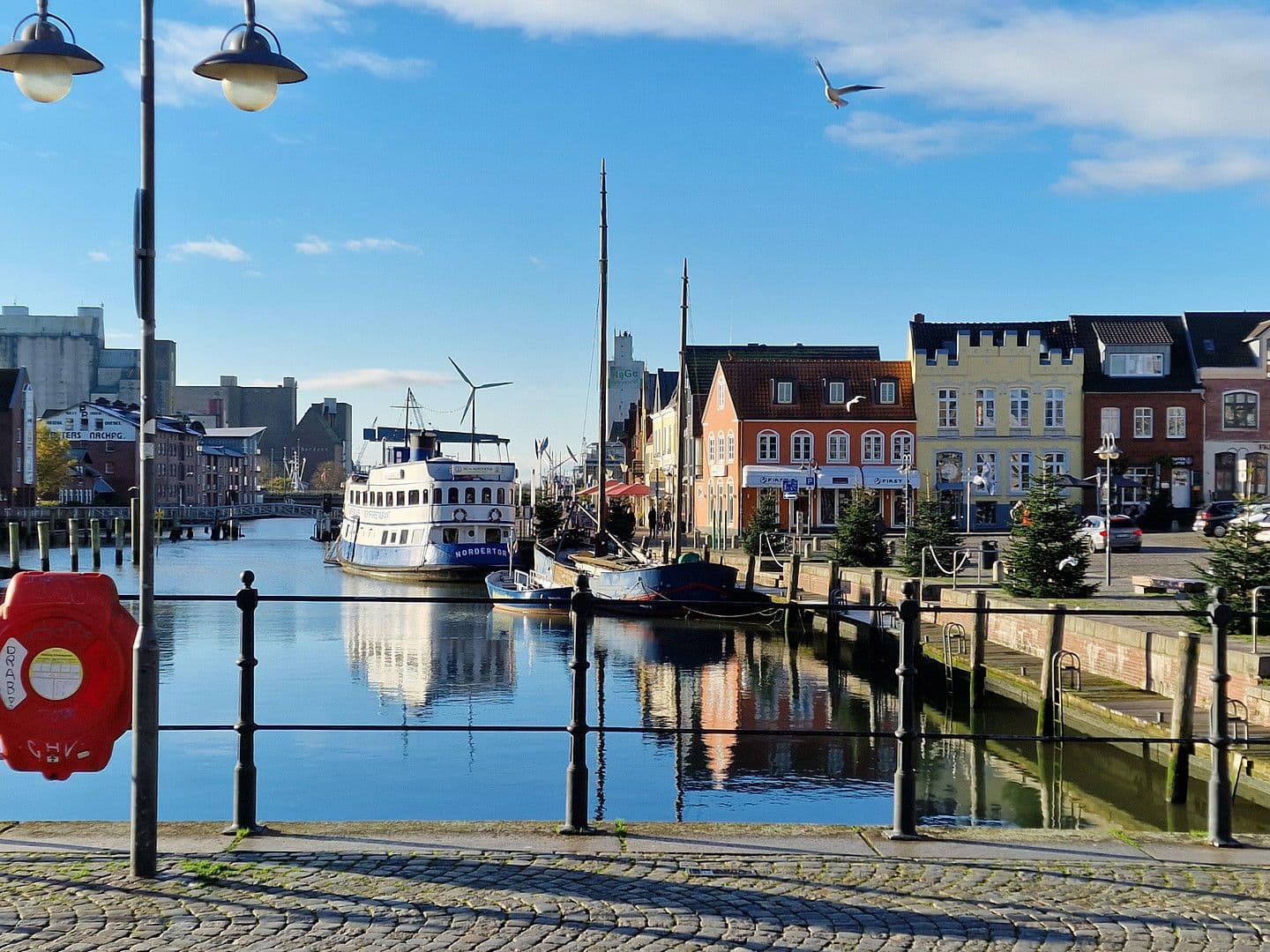 Prodej domu 480 m², pozemek 1.460 m², Nordstrand, Šlesvicko-Holštýnsko Prodej domu 480 m², pozemek 1.460 m², Nordstrand, Šlesvicko-Holštýnsko