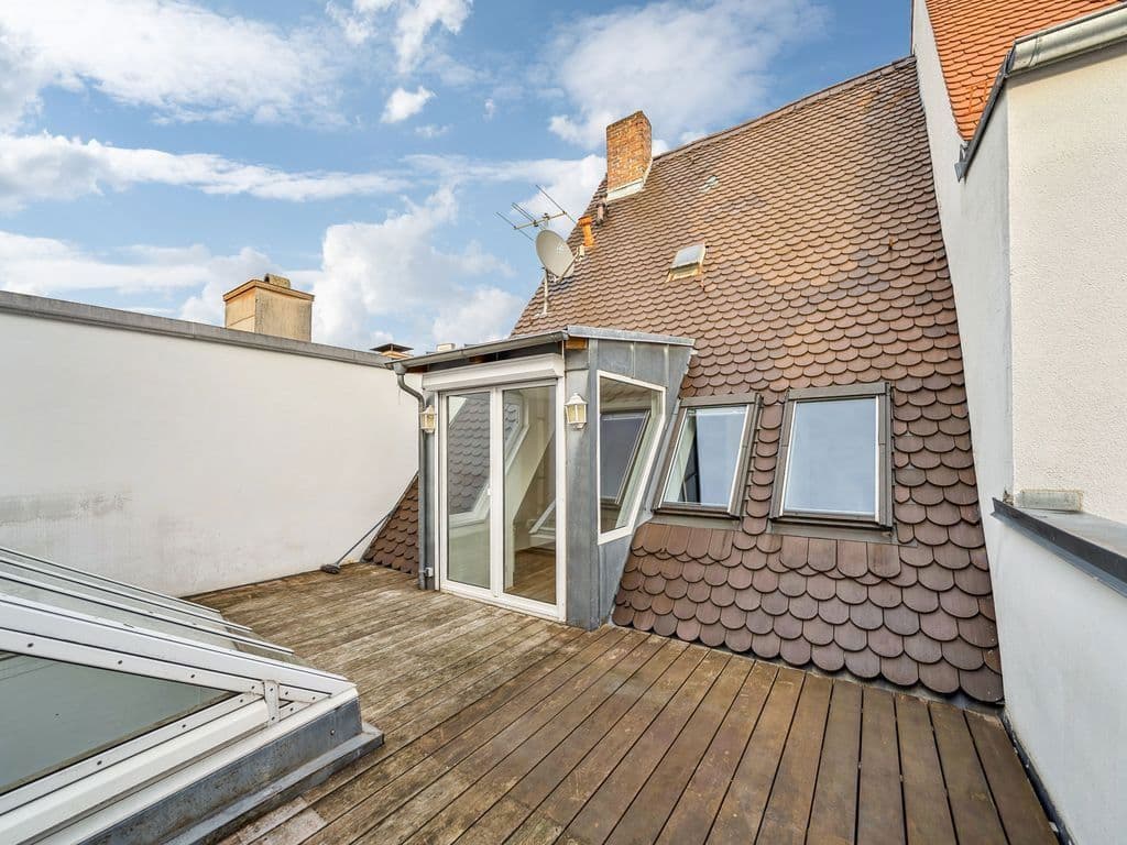 Pronájem bytu 3+1 117 m², Augsburg, Bavorsko Pronájem bytu 3+1 117 m², Augsburg, Bavorsko