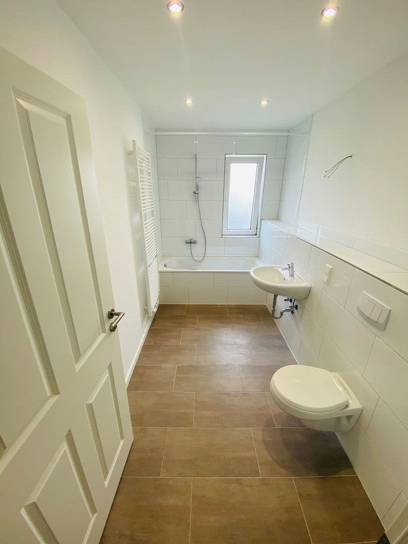 Pronájem bytu 3+1 83 m², Am Soltekampe 66A, Hannover, Dolní Sasko Pronájem bytu 3+1 83 m², Am Soltekampe 66A, Hannover, Dolní Sasko