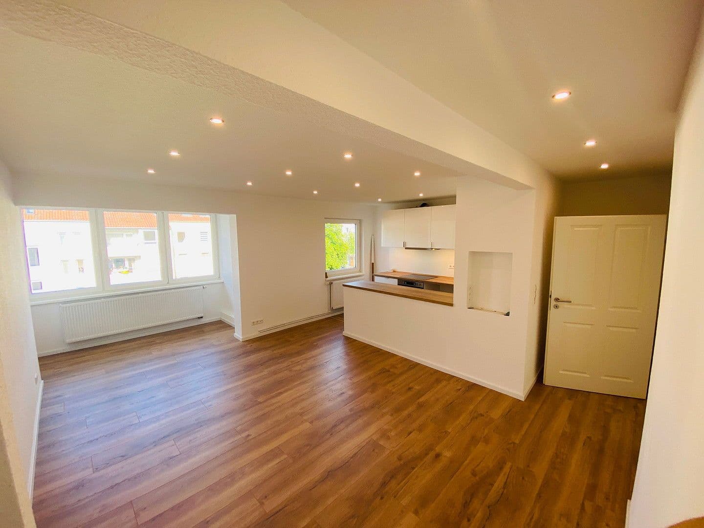 Pronájem bytu 3+1 83 m², Am Soltekampe 66A, Hannover, Dolní Sasko Pronájem bytu 3+1 83 m², Am Soltekampe 66A, Hannover, Dolní Sasko