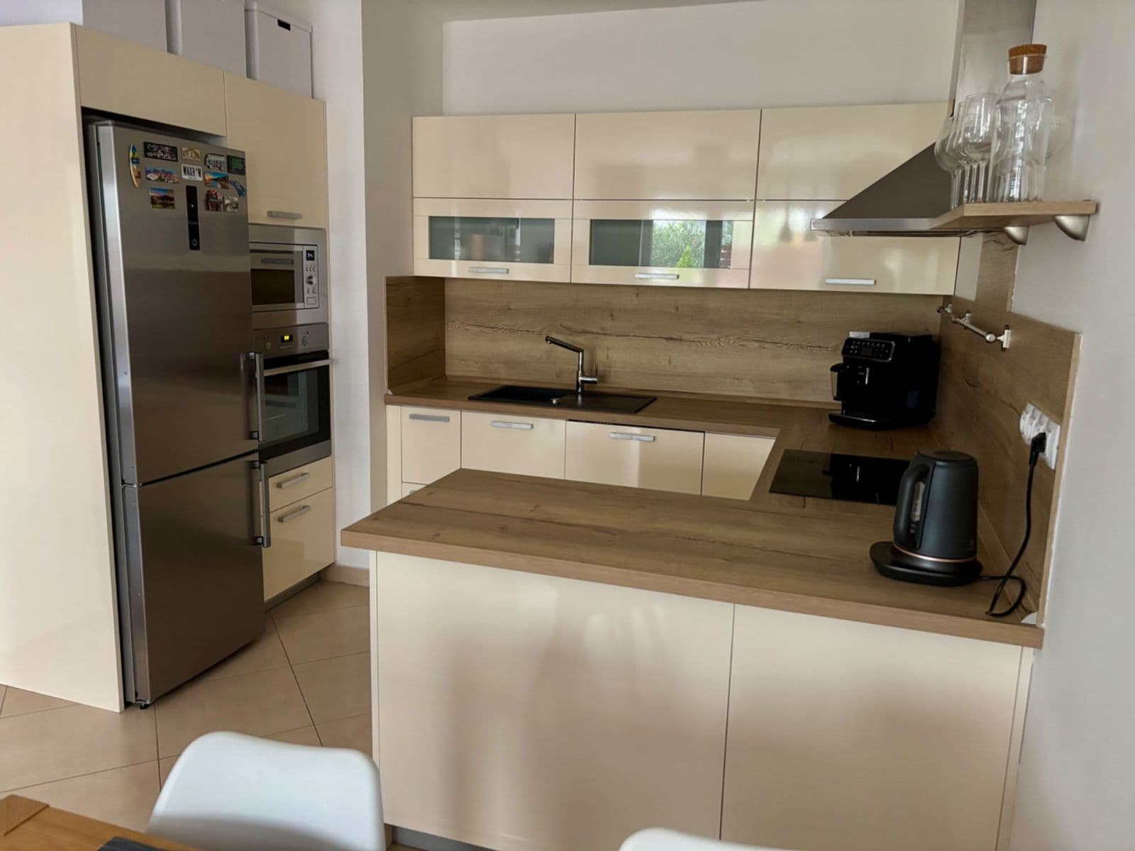 Pronájem bytu 2+kk 62 m², Modenská, Praha, Praha Pronájem bytu 2+kk 62 m², Modenská, Praha, Praha