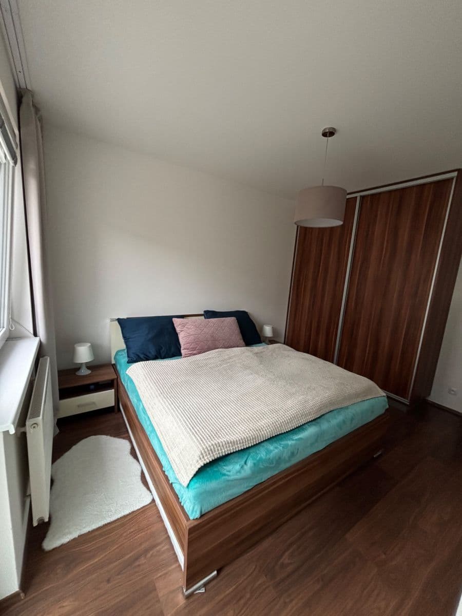 Pronájem bytu 2+kk 62 m², Modenská, Praha, Praha Pronájem bytu 2+kk 62 m², Modenská, Praha, Praha