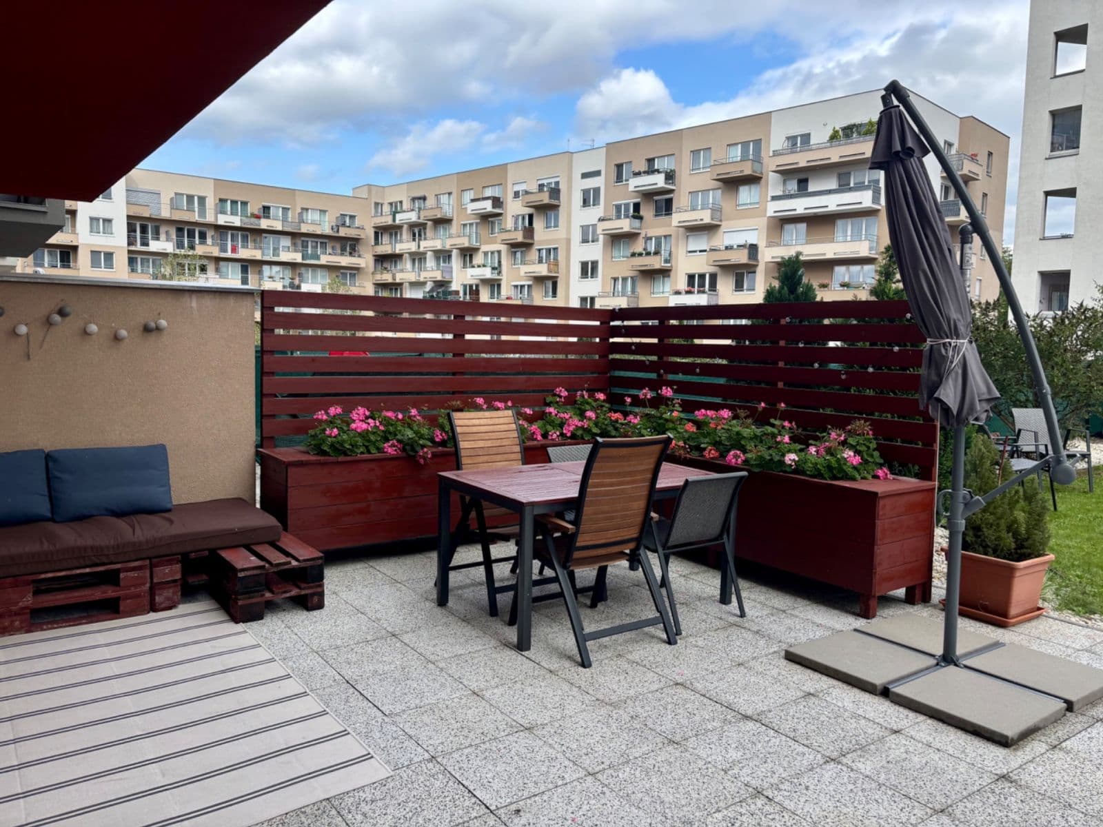 Pronájem bytu 2+kk 62 m², Modenská, Praha, Praha Pronájem bytu 2+kk 62 m², Modenská, Praha, Praha