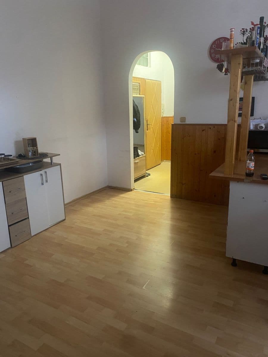 Pronájem bytu 3+kk 66 m², Husova, Jeseník, Olomoucký kraj Pronájem bytu 3+kk 66 m², Husova, Jeseník, Olomoucký kraj