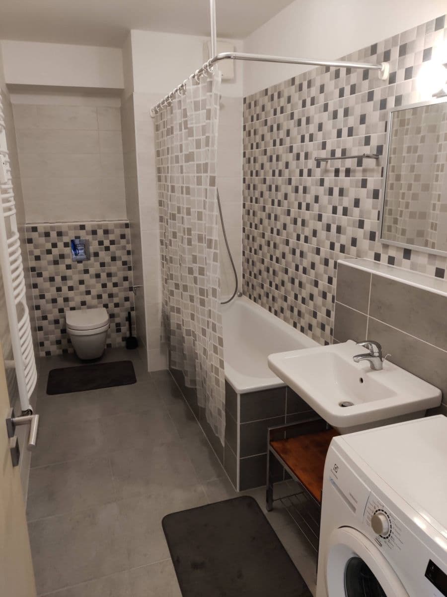 Pronájem bytu 2+1 53 m², Jégého, Ružinov, Bratislavský kraj Pronájem bytu 2+1 53 m², Jégého, Ružinov, Bratislavský kraj