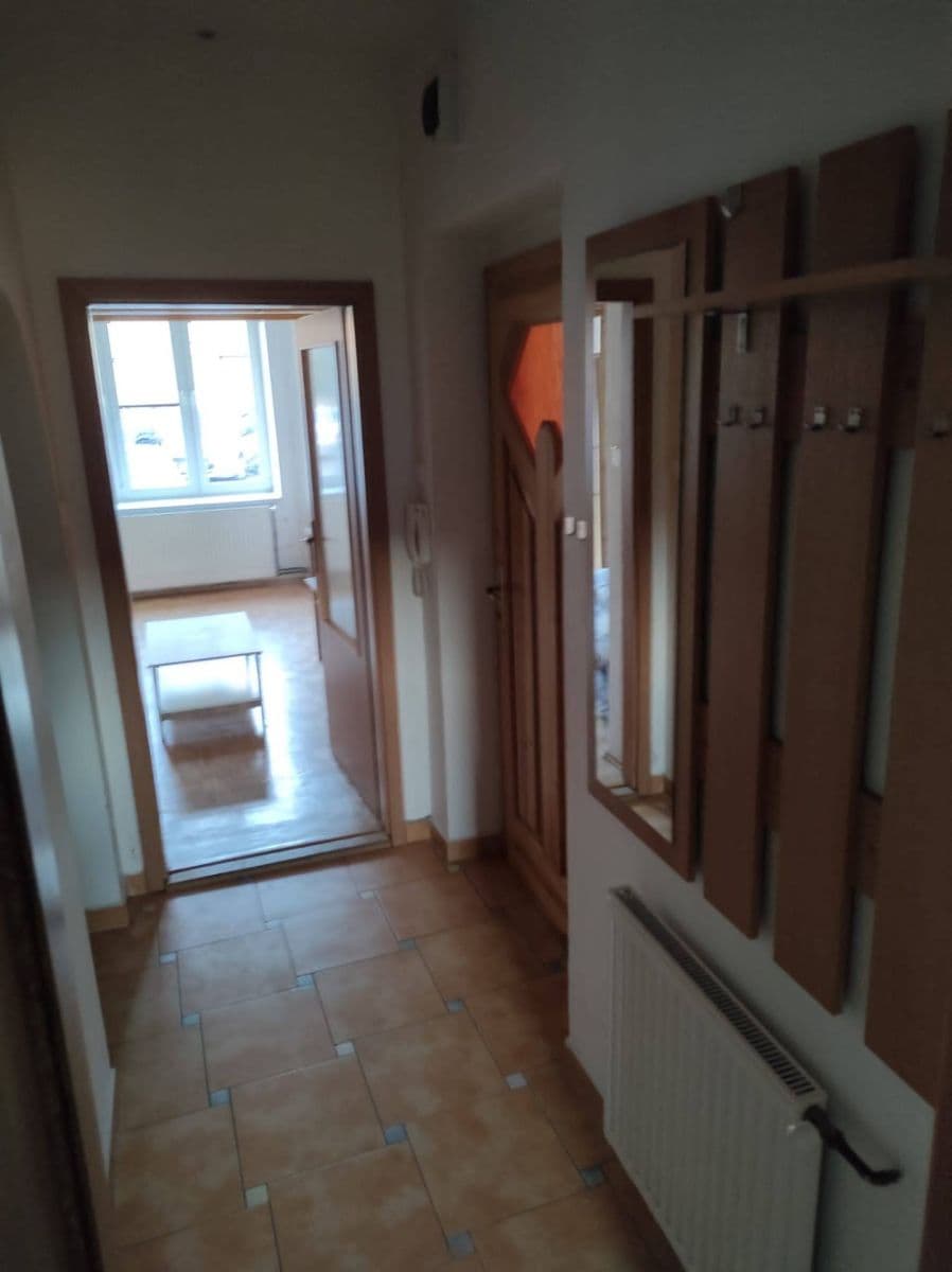 Pronájem bytu 1+kk 35 m², Králova výšina, Ústí nad Labem, Ústecký kraj Pronájem bytu 1+kk 35 m², Králova výšina, Ústí nad Labem, Ústecký kraj