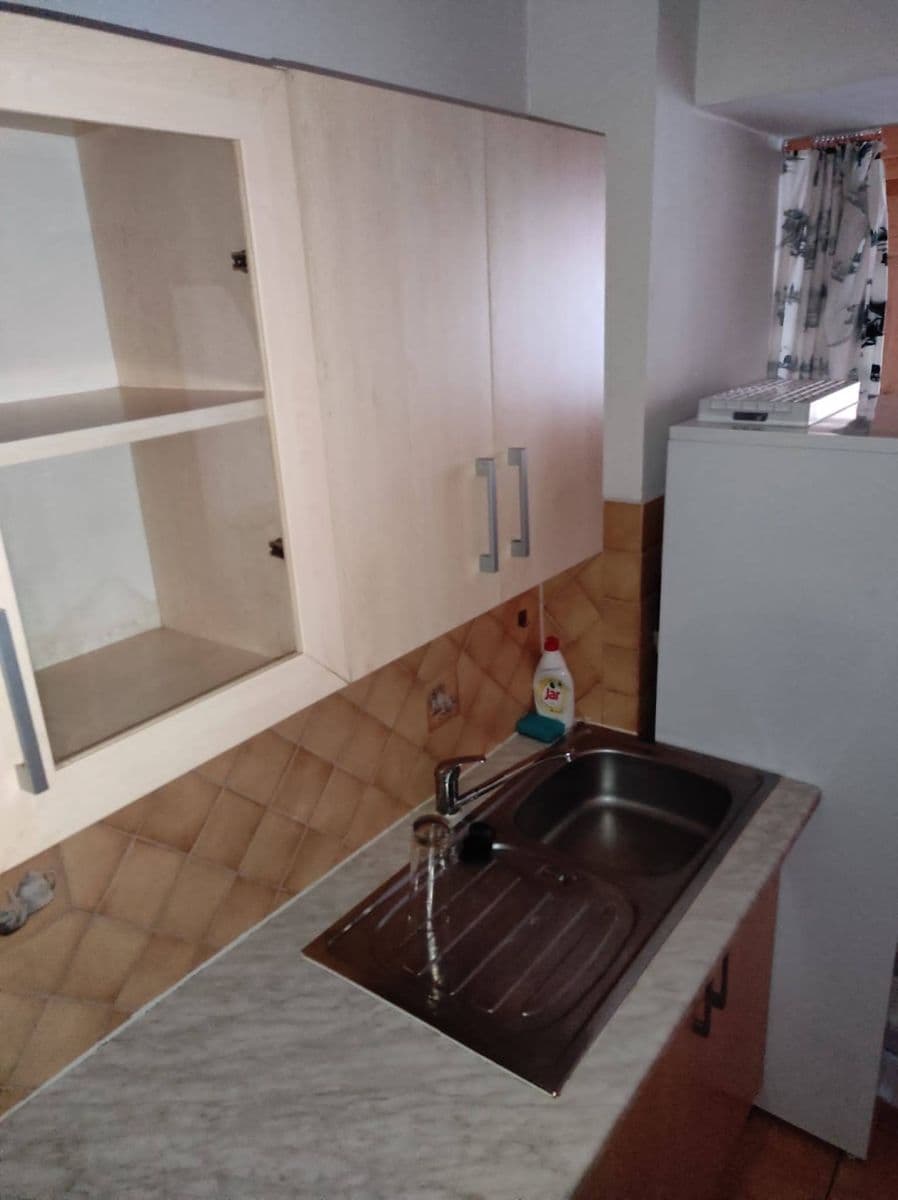 Pronájem bytu 1+kk 35 m², Králova výšina, Ústí nad Labem, Ústecký kraj Pronájem bytu 1+kk 35 m², Králova výšina, Ústí nad Labem, Ústecký kraj