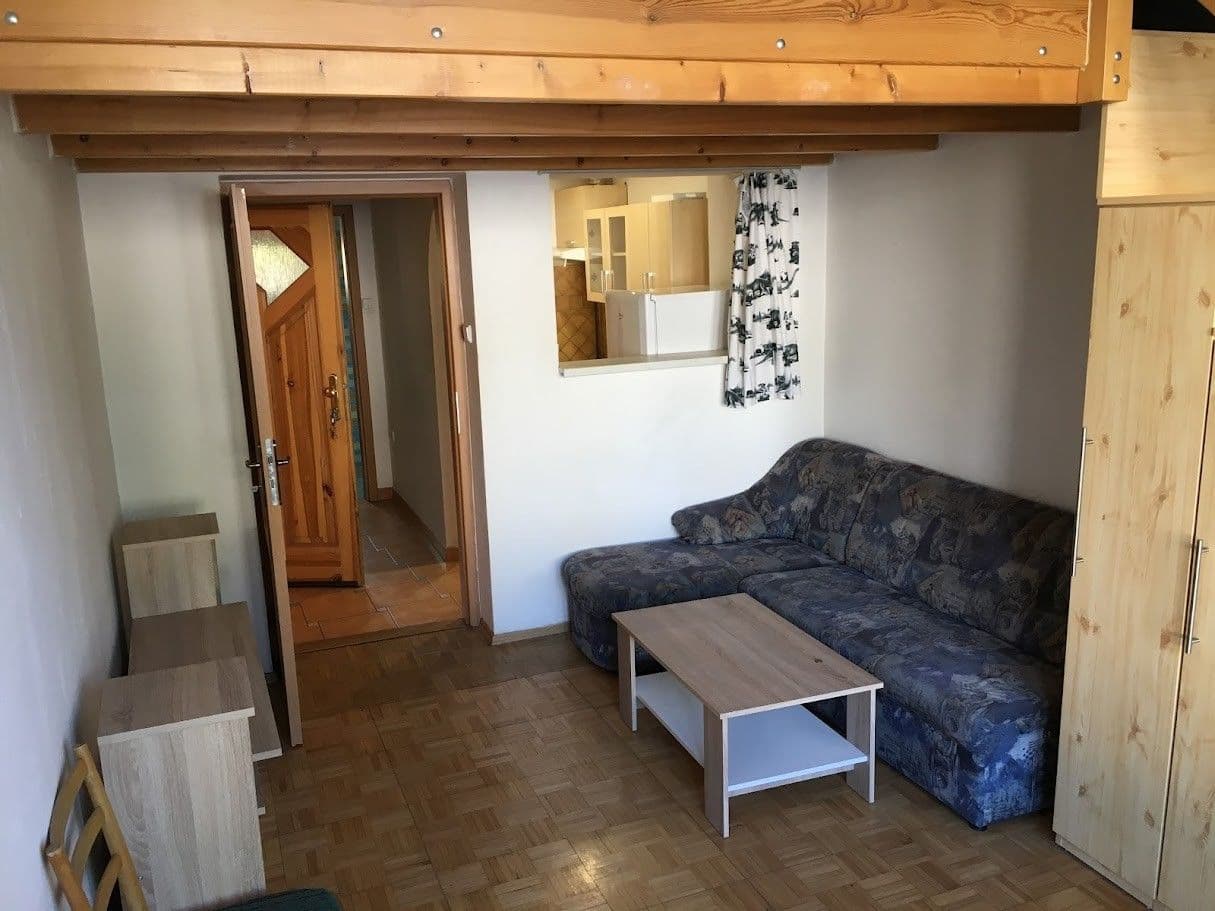 Pronájem bytu 1+kk 35 m², Králova výšina, Ústí nad Labem, Ústecký kraj Pronájem bytu 1+kk 35 m², Králova výšina, Ústí nad Labem, Ústecký kraj