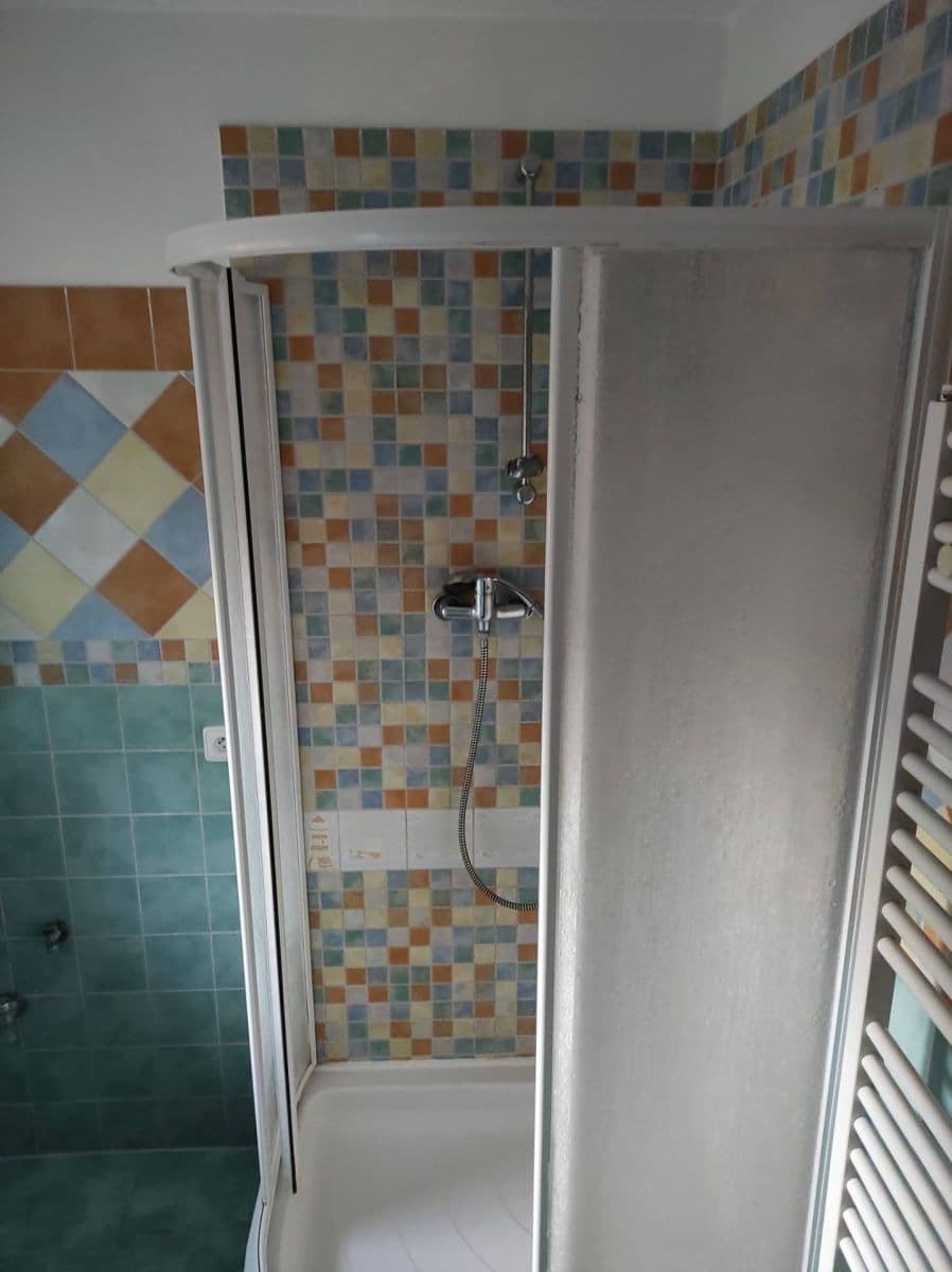 Pronájem bytu 1+kk 35 m², Králova výšina, Ústí nad Labem, Ústecký kraj Pronájem bytu 1+kk 35 m², Králova výšina, Ústí nad Labem, Ústecký kraj