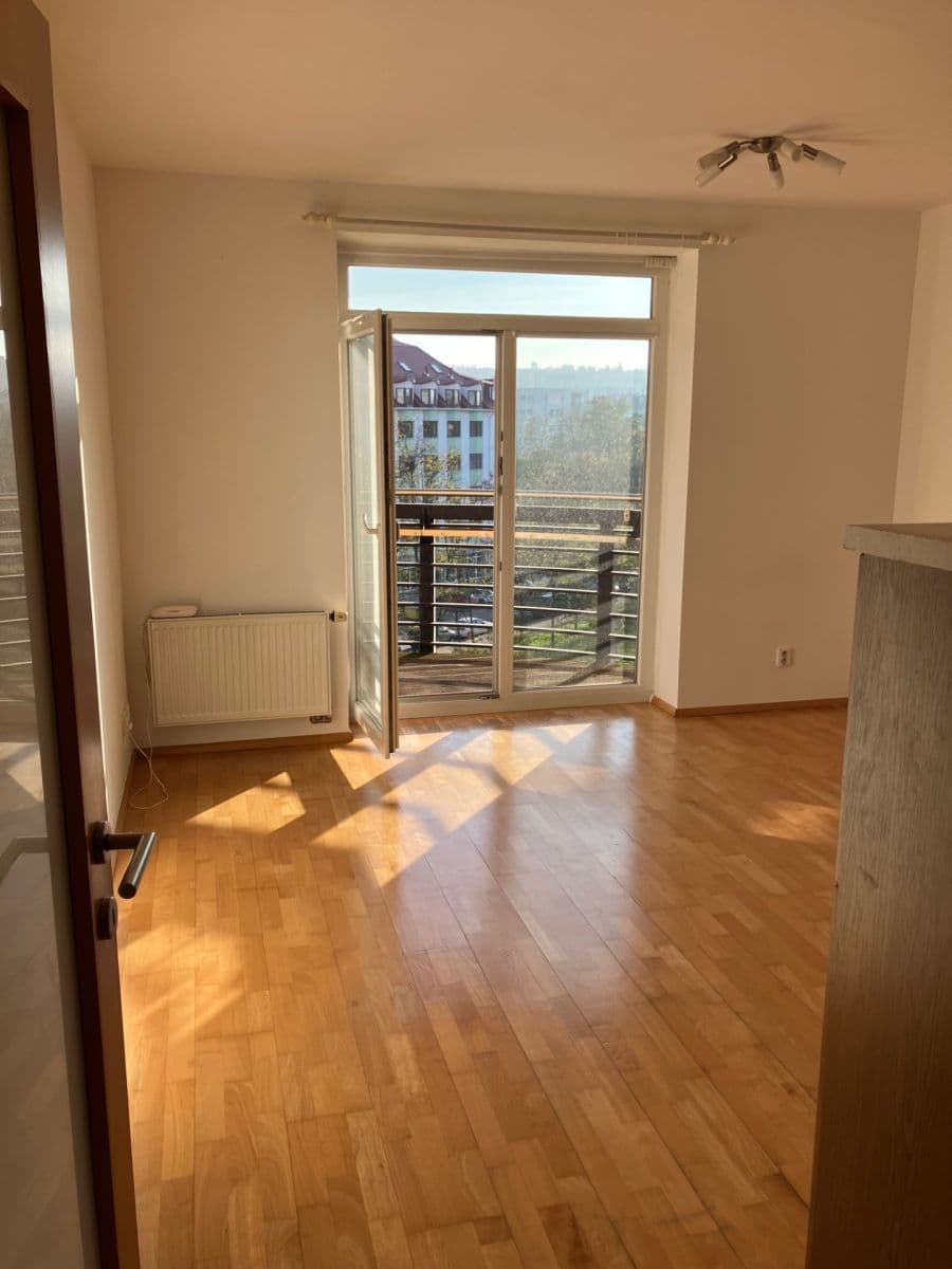 Prodej bytu 2+kk 53 m², Nepilova, Praha, Praha Prodej bytu 2+kk 53 m², Nepilova, Praha, Praha