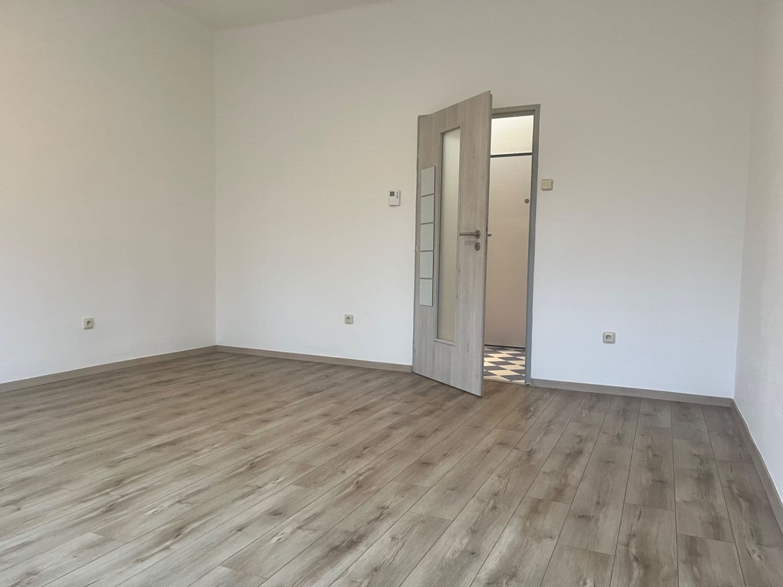 Pronájem bytu 1+kk 25 m², Kounická, Praha, Praha Pronájem bytu 1+kk 25 m², Kounická, Praha, Praha