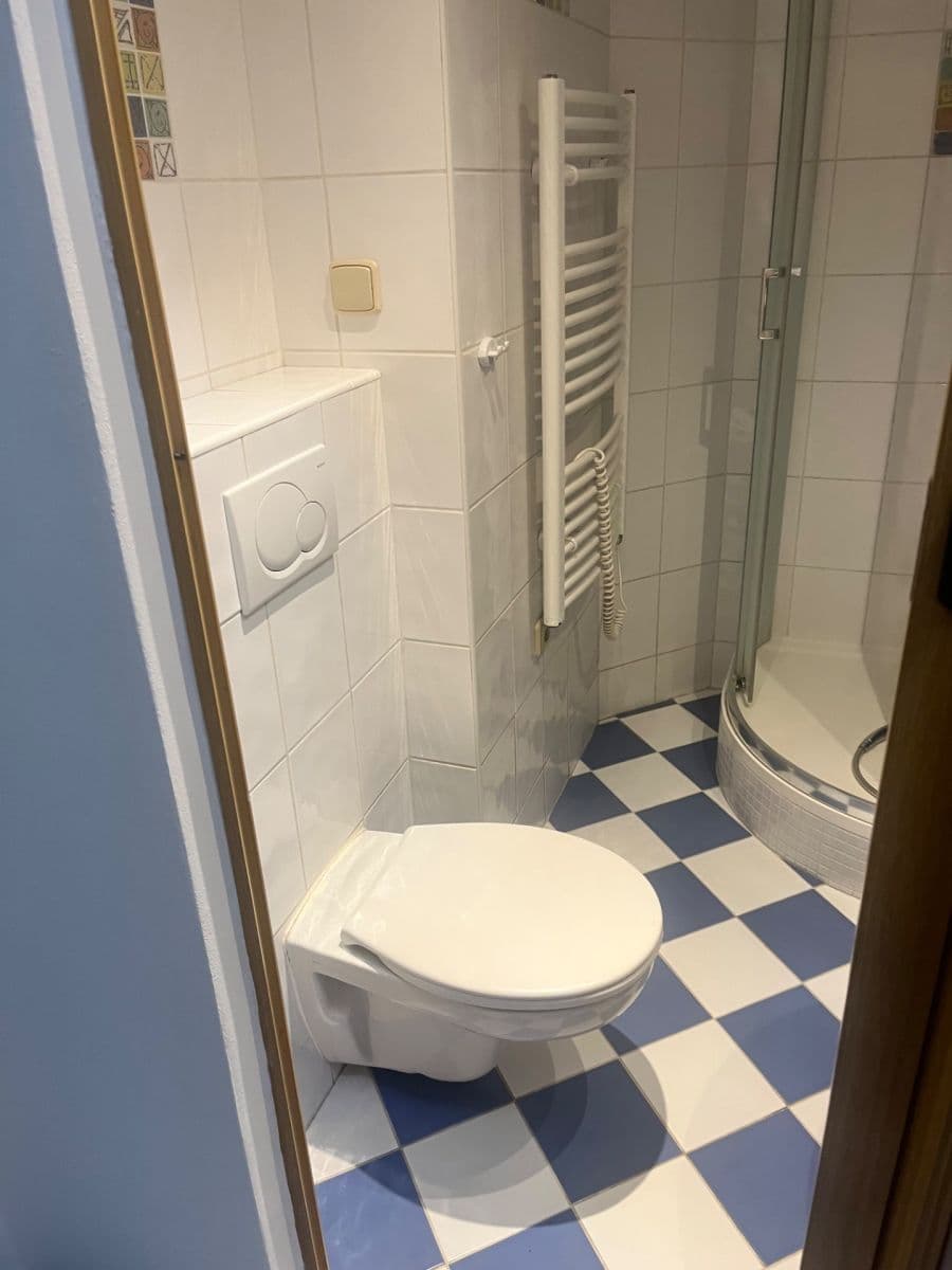 Pronájem bytu 1+kk 25 m², Kounická, Praha, Praha Pronájem bytu 1+kk 25 m², Kounická, Praha, Praha