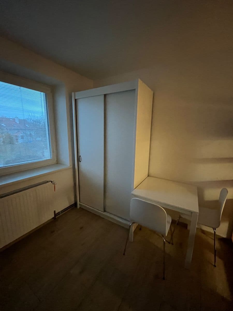 Pronájem bytu 1+kk 22 m², Černovírská, Olomouc, Olomoucký kraj Pronájem bytu 1+kk 22 m², Černovírská, Olomouc, Olomoucký kraj