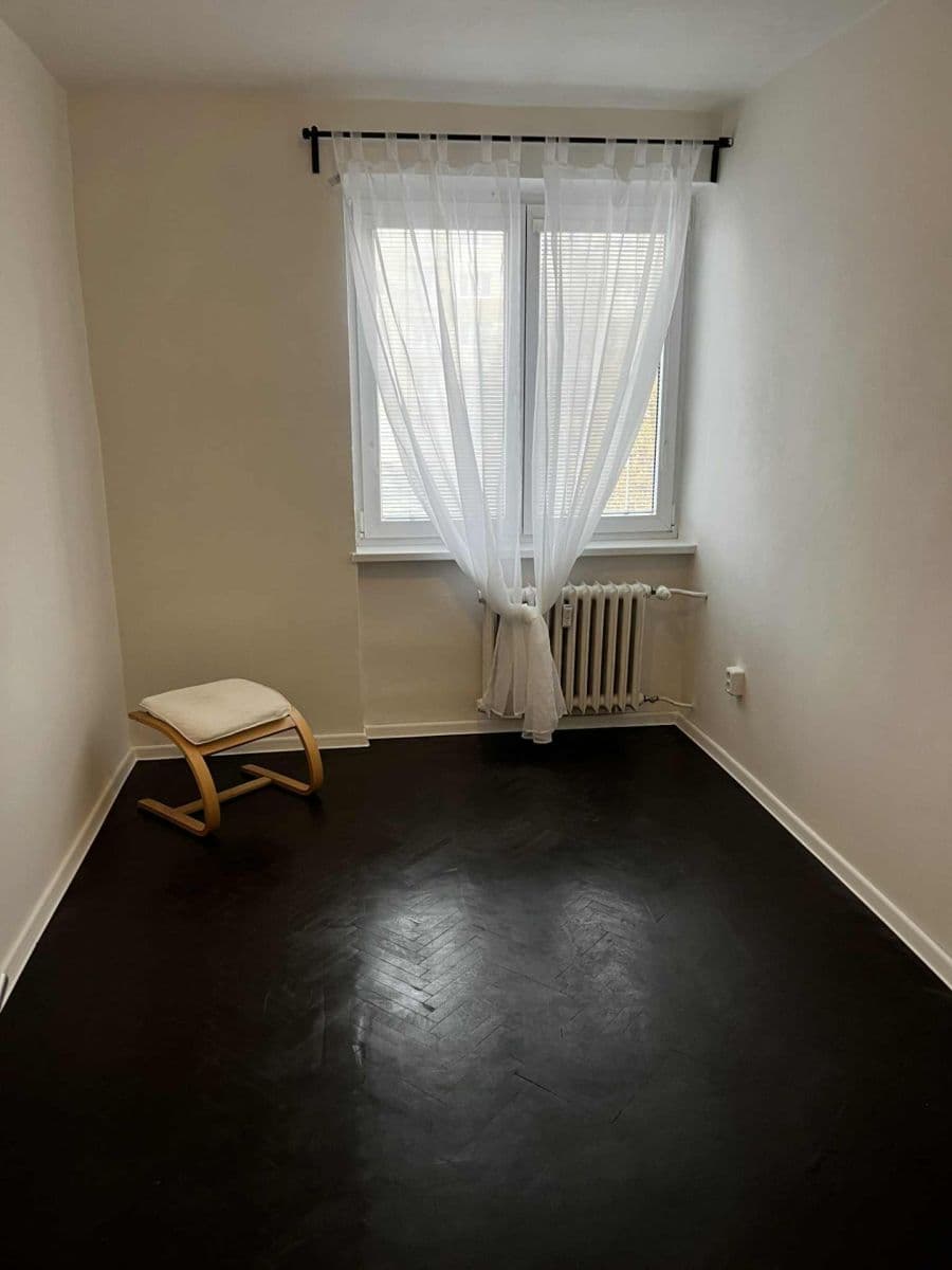 Pronájem bytu 3+1 55 m², Hrusická, Praha, Praha Pronájem bytu 3+1 55 m², Hrusická, Praha, Praha