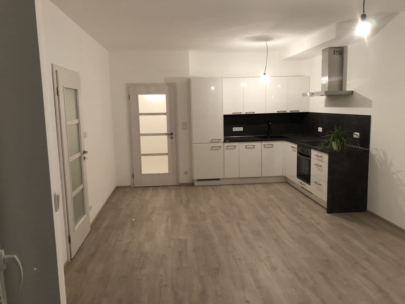 Pronájem bytu 2+kk 53 m², Makedonská, Praha, Praha Pronájem bytu 2+kk 53 m², Makedonská, Praha, Praha