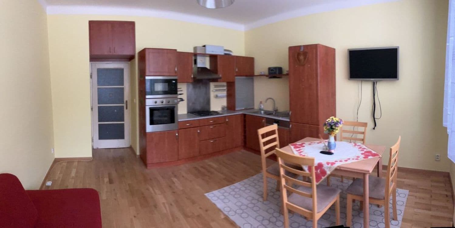 Pronájem bytu 2+kk 50 m², Na Jezerce, Praha, Praha Pronájem bytu 2+kk 50 m², Na Jezerce, Praha, Praha