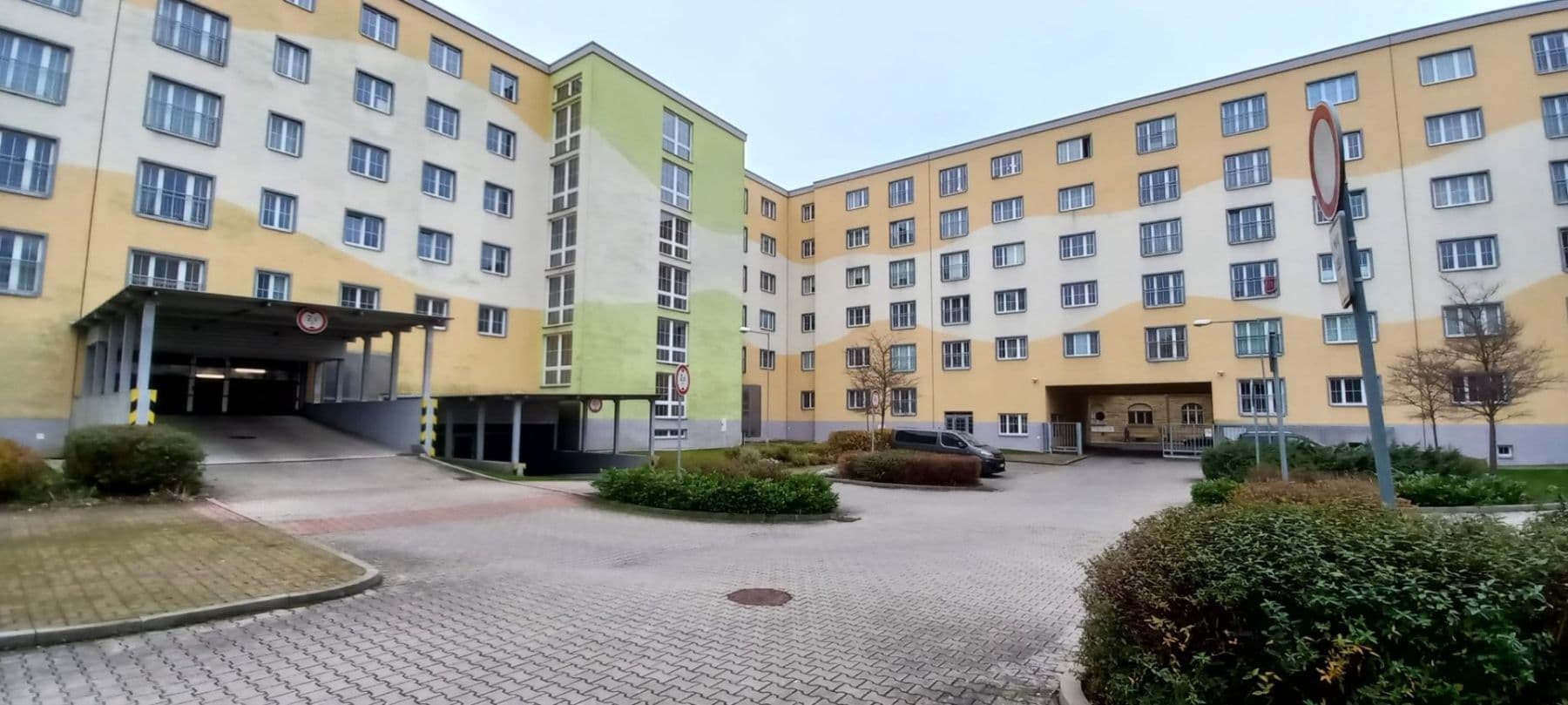 Prodej bytu 1+kk 44 m², Jateční, Karlovy Vary, Karlovarský kraj Prodej bytu 1+kk 44 m², Jateční, Karlovy Vary, Karlovarský kraj
