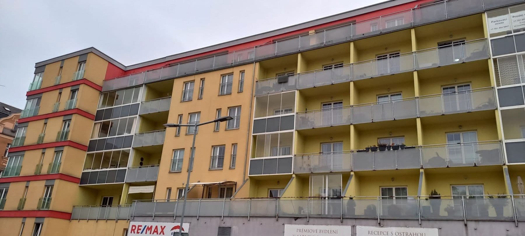 Prodej bytu 1+kk 44 m², Jateční, Karlovy Vary, Karlovarský kraj Prodej bytu 1+kk 44 m², Jateční, Karlovy Vary, Karlovarský kraj