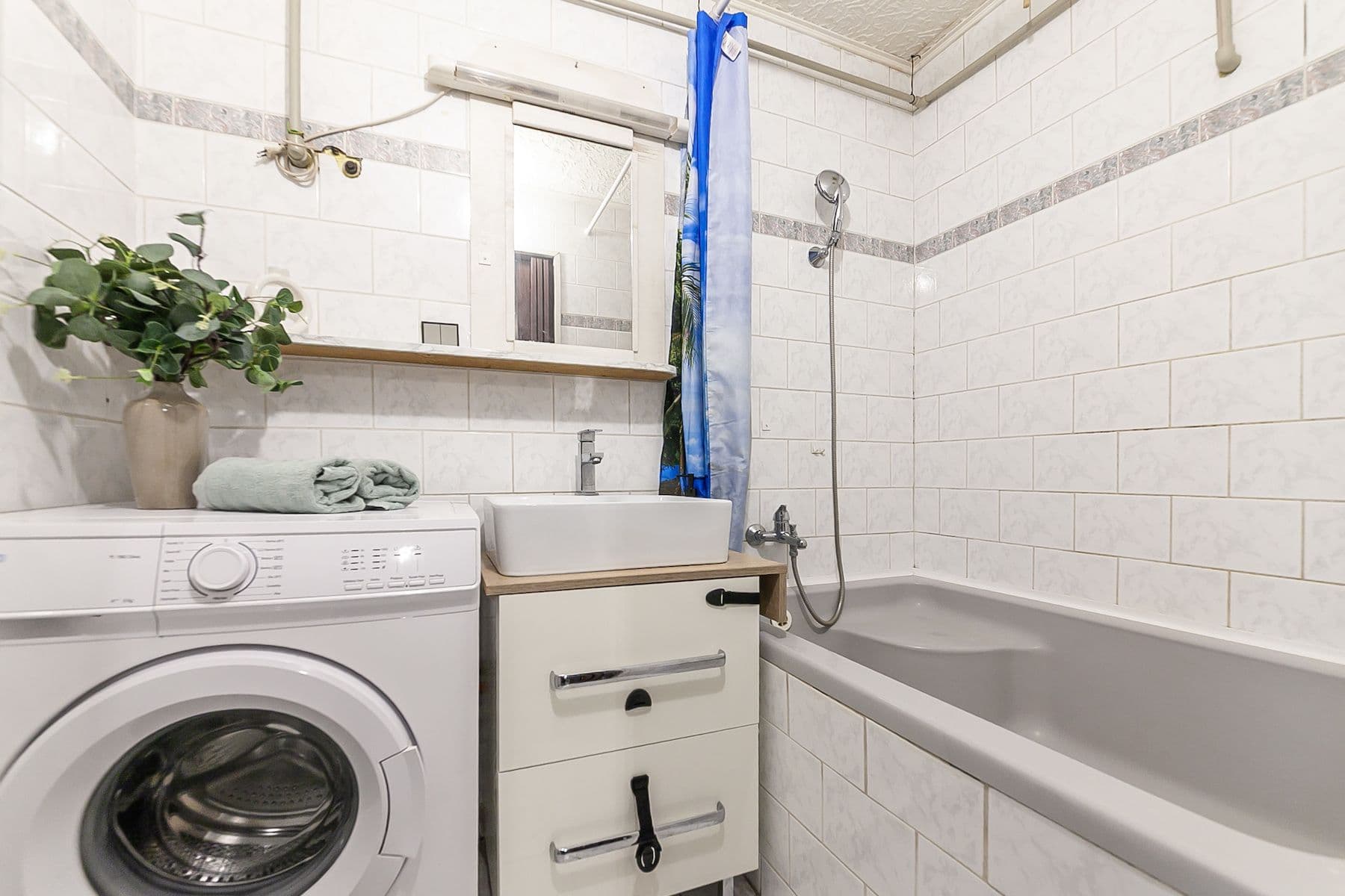 Prodej domu 200 m², pozemek 309 m², Doksany, Ústecký kraj Prodej domu 200 m², pozemek 309 m², Doksany, Ústecký kraj