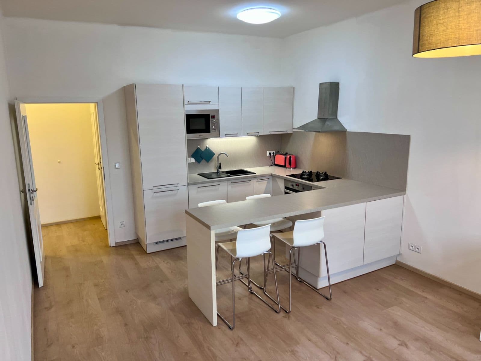Pronájem bytu 2+kk 45 m², náměstí Jiřího z Lobkovic, Praha, Praha Pronájem bytu 2+kk 45 m², náměstí Jiřího z Lobkovic, Praha, Praha