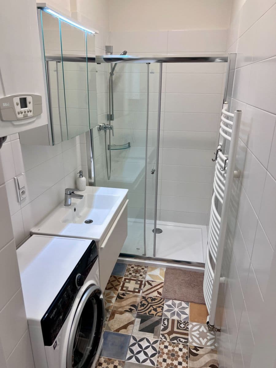 Pronájem bytu 2+kk 45 m², náměstí Jiřího z Lobkovic, Praha, Praha Pronájem bytu 2+kk 45 m², náměstí Jiřího z Lobkovic, Praha, Praha