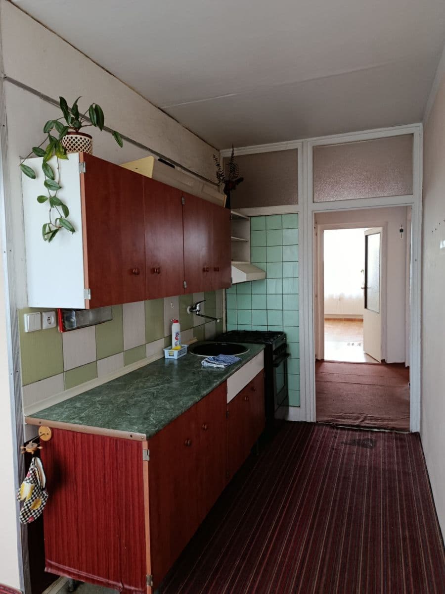 Prodej bytu 3+1 75 m², Školní pěšina, Chomutov, Ústecký kraj Prodej bytu 3+1 75 m², Školní pěšina, Chomutov, Ústecký kraj