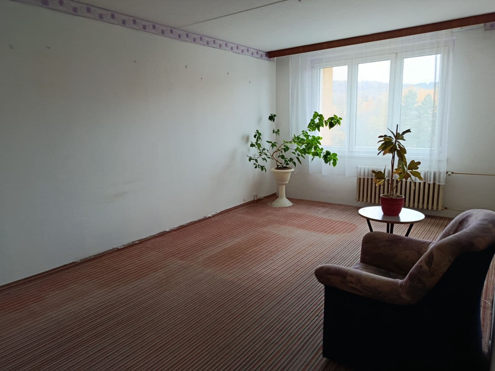 Prodej bytu 3+1 75 m², Školní pěšina, Chomutov, Ústecký kraj Prodej bytu 3+1 75 m², Školní pěšina, Chomutov, Ústecký kraj